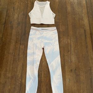 Never Worn Fabletics SET